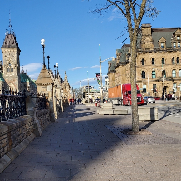 Meet your Posher, - Picture 1 of 1